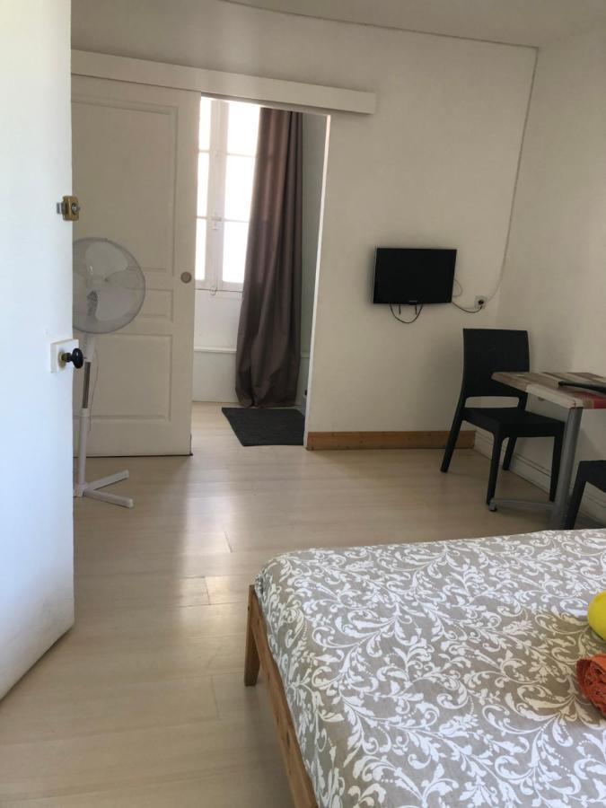 Les Demoiselles Otel Honfleur Dış mekan fotoğraf